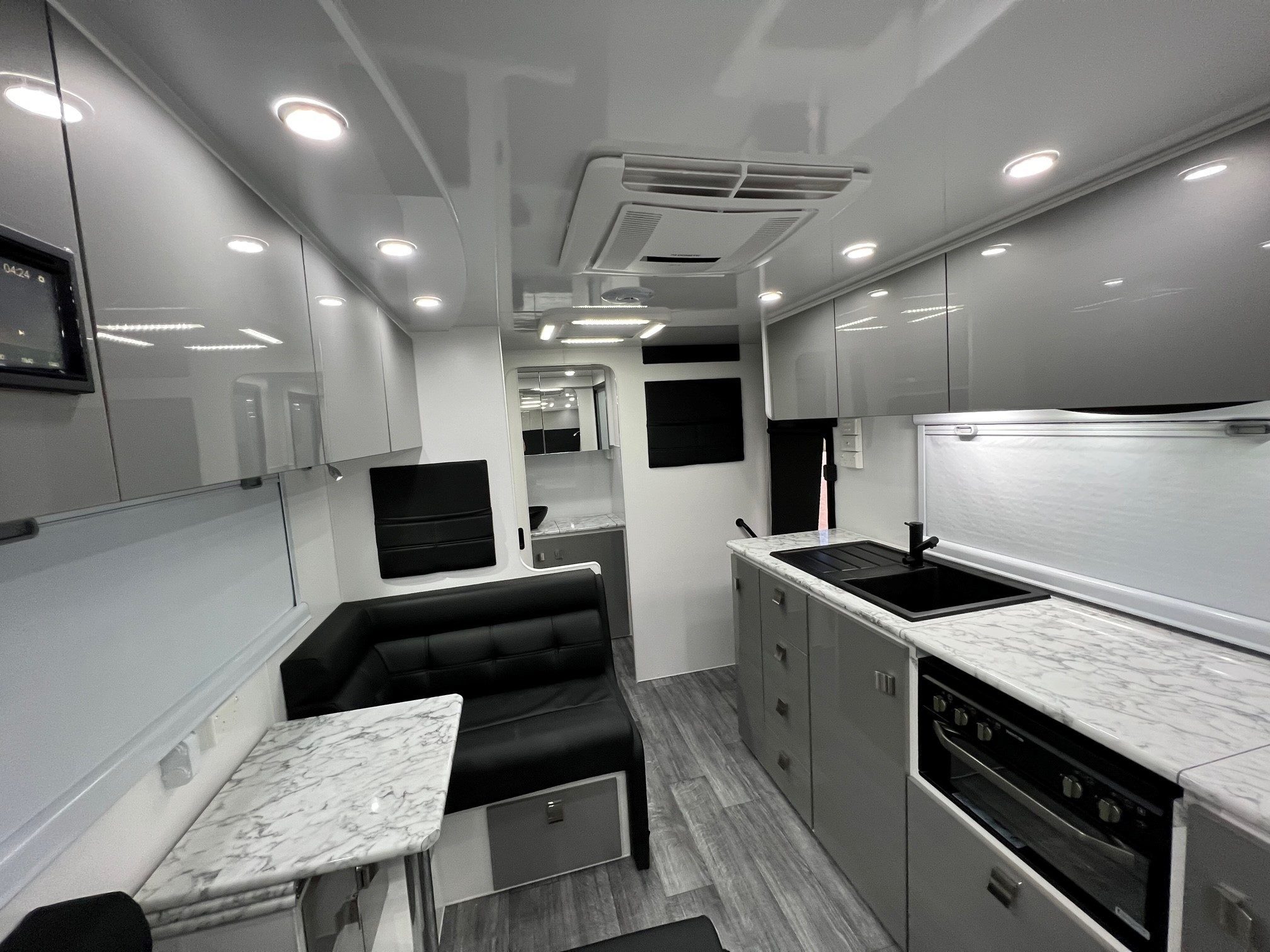 2025 Sunrise Wild Warrior 19ft8 Off-Road Aluminum Frame van With 400amp lithium & 2600W Inverter